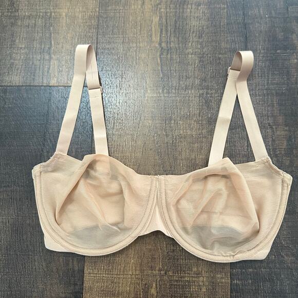 Skims No Show Unlined Balconette Bra Nude Beige Size 32DD - Picture 4 of 8